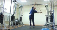 Лечебная гимнастика для профилактики крыловидной лопатки