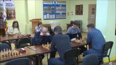 Прошла первая часть шахматного турнира среди ветеранов игры