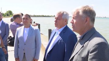 Василий Голубев посетил ряд объектов города