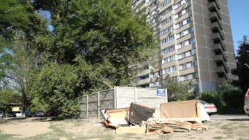 Город утопает в мусоре