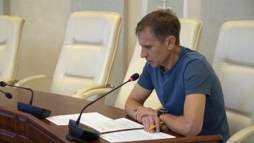 На депутатской комиссии по ЖКХ