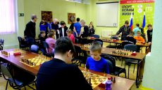 В рождественском турнире по быстрым шахматам