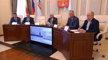 Внеочередной думский кворум для принятия последних поправок