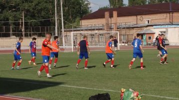 Пятый тур кубка губернатора проходил на стадионе «Труд»