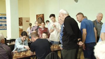 Открытый ежегодный кубок химзавода Кристалл по быстрым шахматам